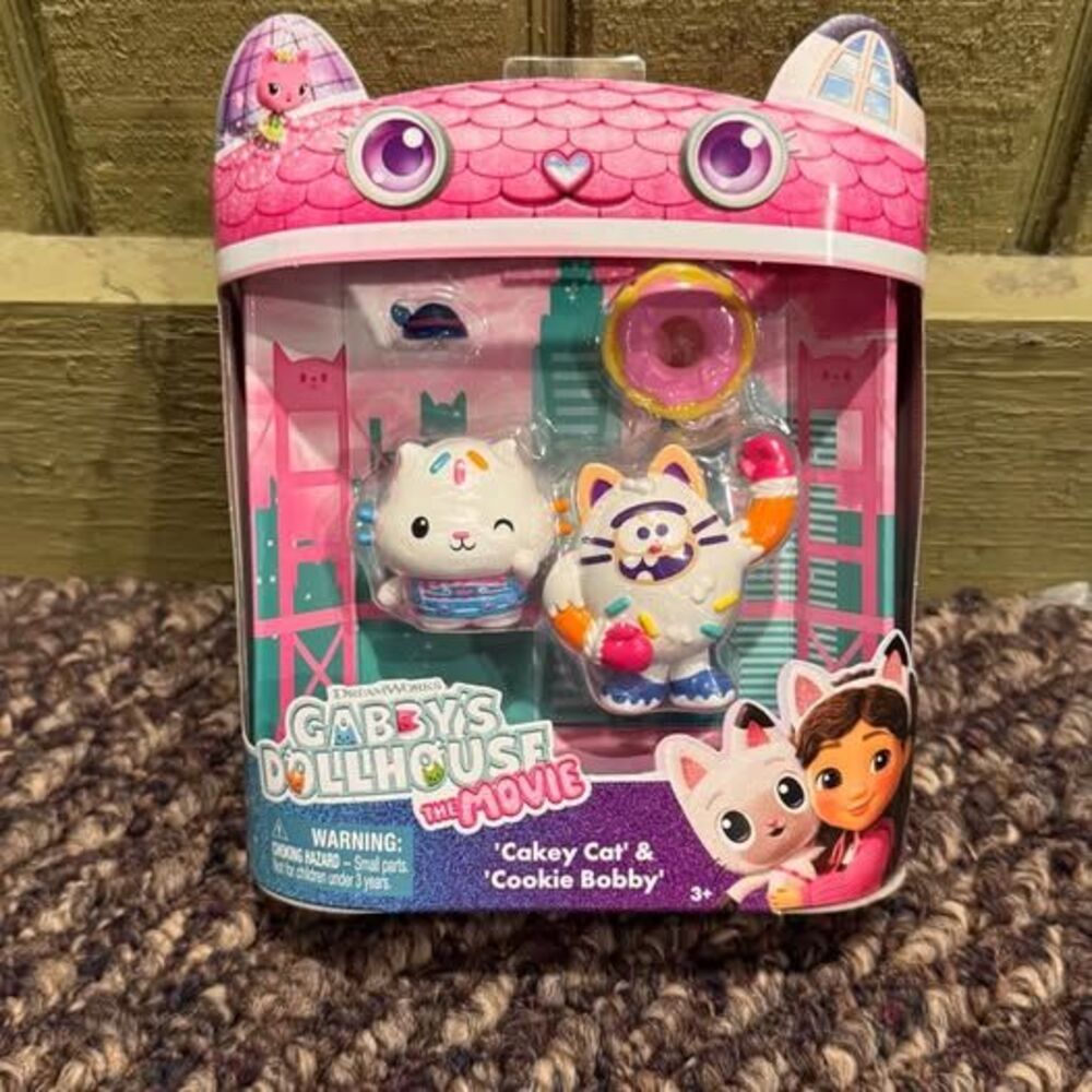 DreamWorks Gabby's Dollhouse The Movie 'Cakey Cat' & 'Cookie Bobby' Figure Set